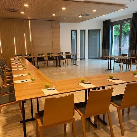 Hotel Zur Schoenen Aussicht Marktheidenfeld Bagian luar foto