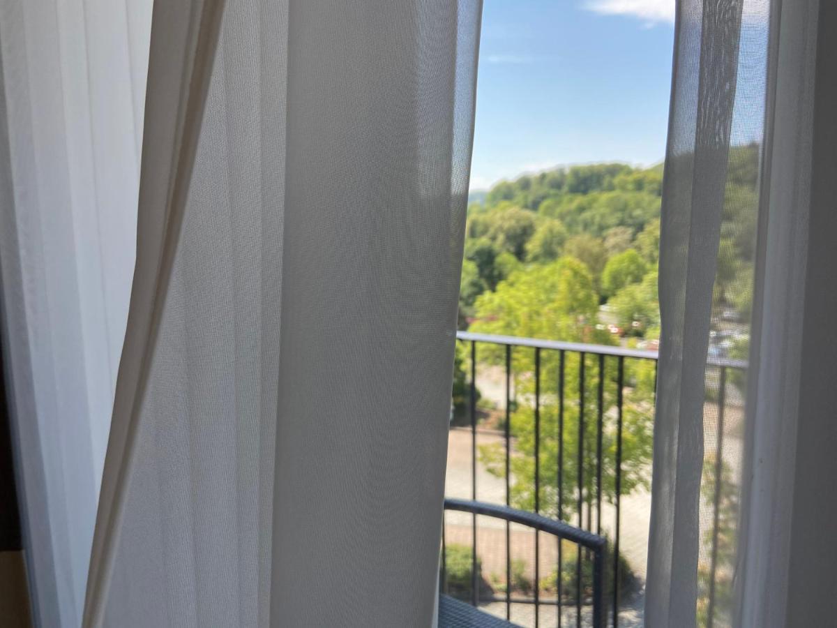Hotel Zur Schoenen Aussicht Marktheidenfeld Bagian luar foto